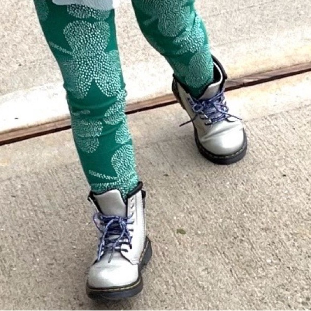 Dr. Martens Kids Boots in Sparkle Silver with Rainbow stitching